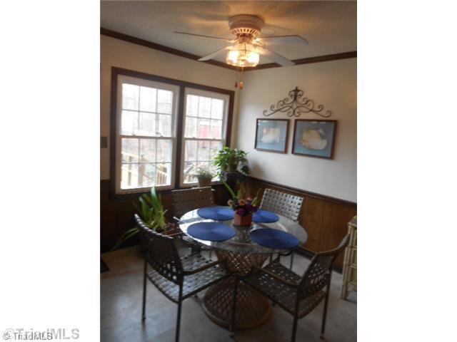 1806 Jerusalem Road Lexington, NC 27292 - Photo 6 of 16 Breakfast.