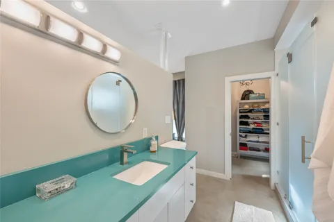 $1,605,000 | 1404 Justin Lane, Austin, TX 78757