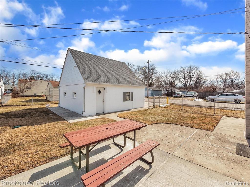 20402 Inkster Road Redford, MI 48240 - Photo 40 of 43