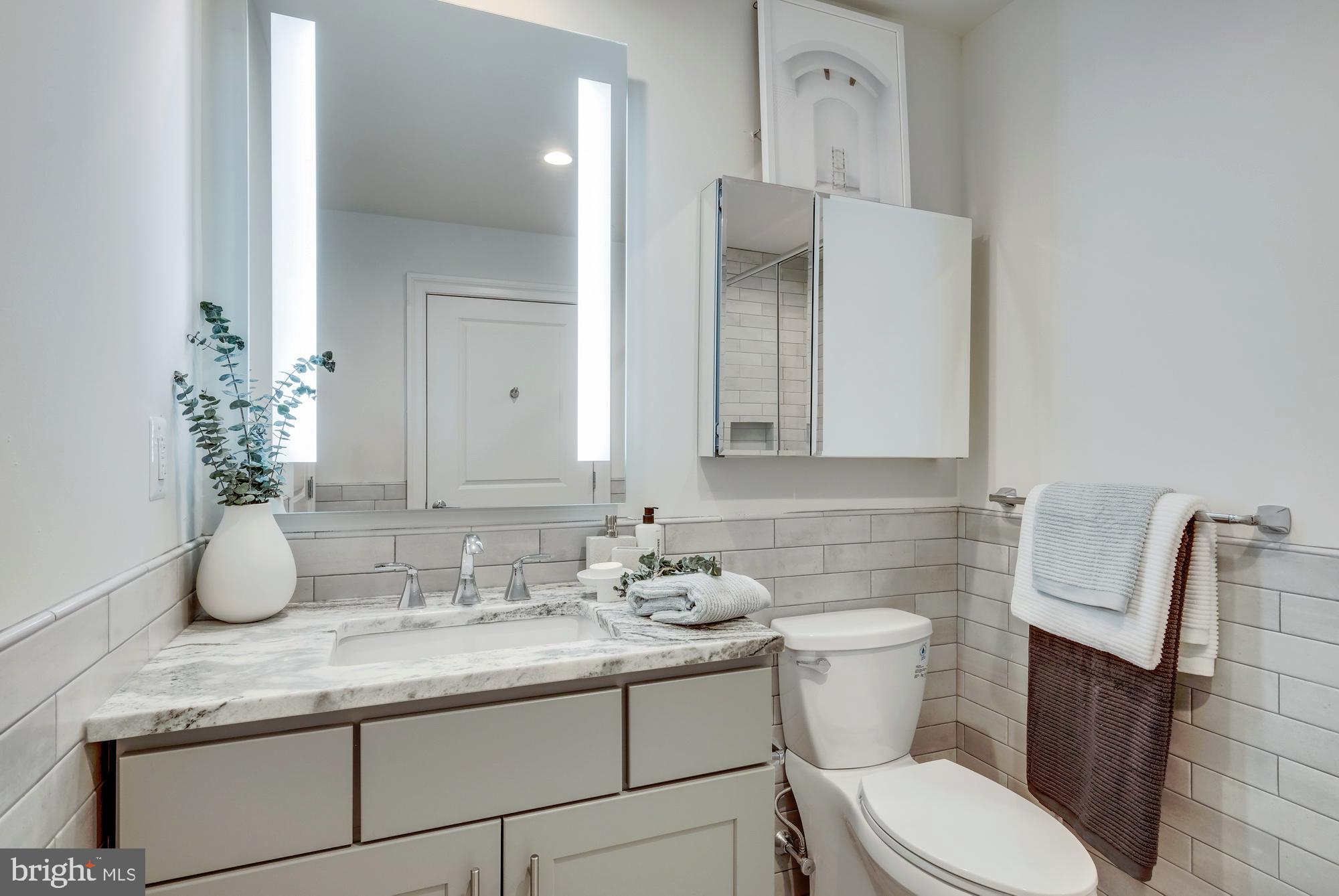 30 North 23rd Street, Unit 2712 Philadelphia, PA 19103 - Photo 8 of 31