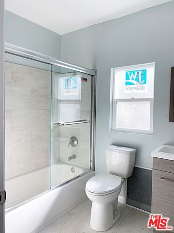 $2,995 | 996 North Los Robles Avenue, Pasadena, CA 91104