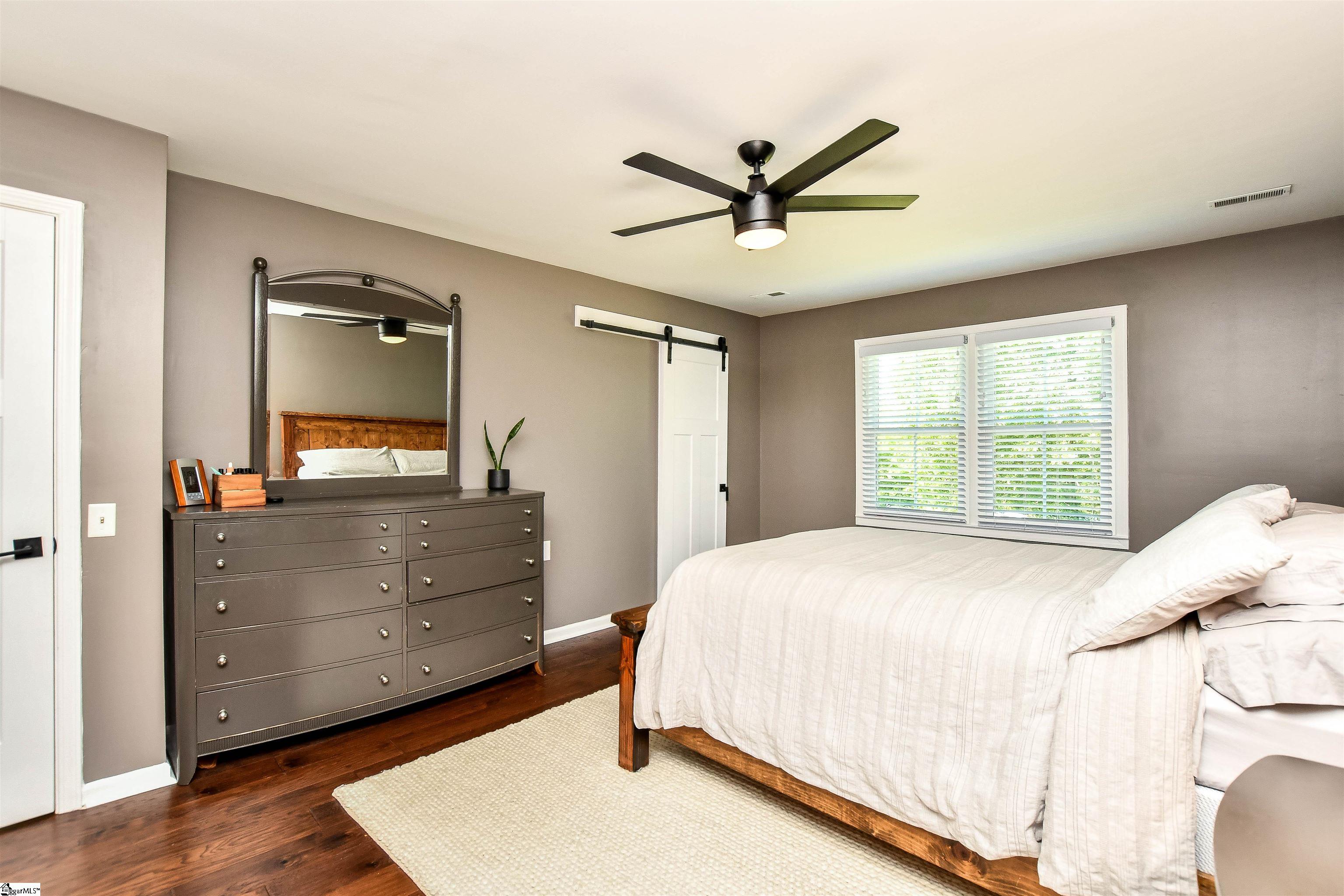 948 Hunter Road Fountain Inn, SC 29644 - Photo 32 of 36
