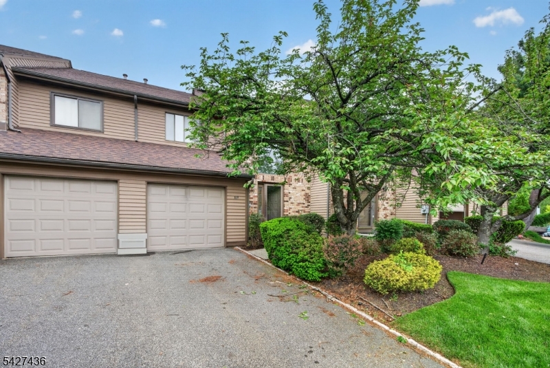 169 Castle Ridge Drive East Hanover, NJ 07936 - Photo 1 of 34