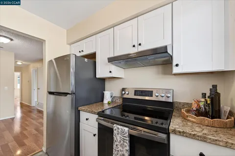 $299,000 | 1065 Mohr Lane, Unit D, Concord, CA 94518