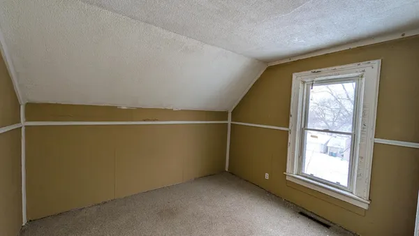 $39,900 | 112 Bluff Street, Lake Benton, MN 56149