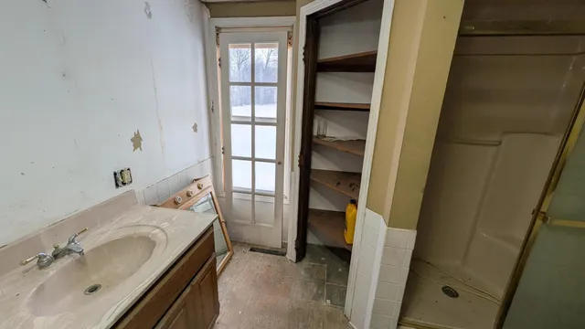 $39,900 | 112 Bluff Street, Lake Benton, MN 56149