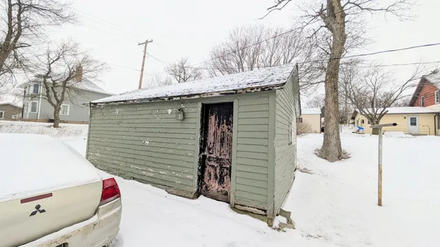 $39,900 | 112 Bluff Street, Lake Benton, MN 56149