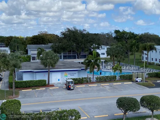 a view of house and outdoor space
