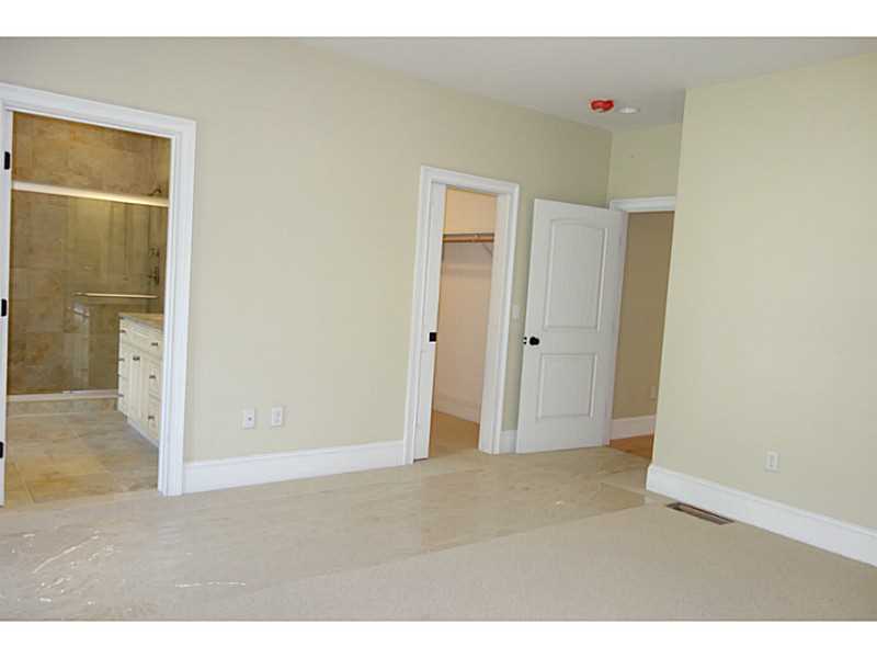 32 Hamilton Farm Road, Unit B1 North Kingstown, RI 02852 - Photo 9 of 11 Master Bedroom.