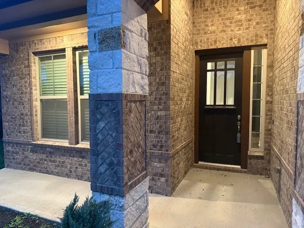 a view of entrance of the house