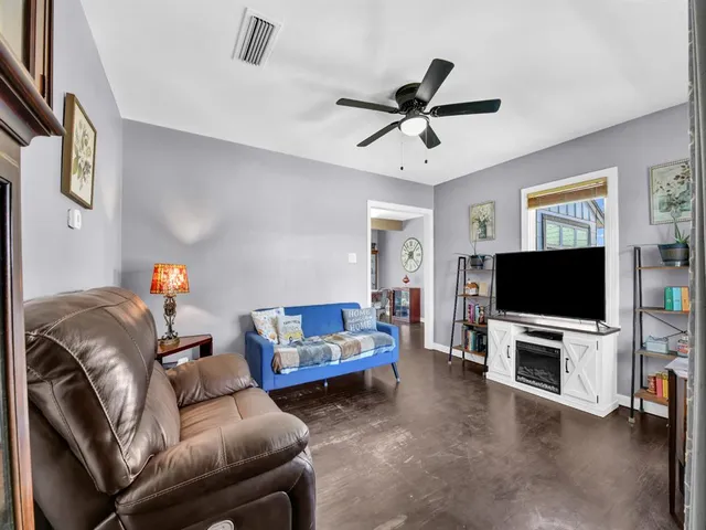 $249,000 | 309 North Cedar Street, Springtown, TX 76082