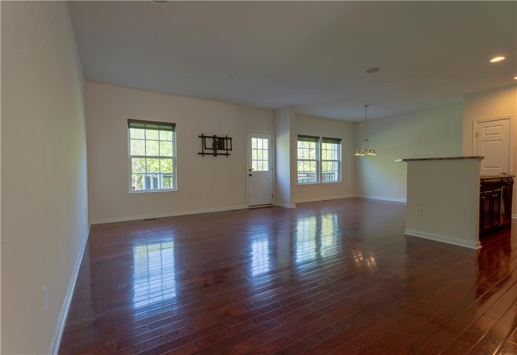 302 Maple Ridge Drive Canonsburg, PA 15317 - Photo 7 of 29 Gallery Image 7
