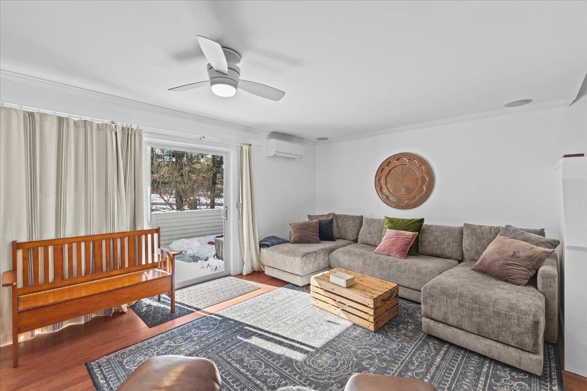 33 Harbor View Road, Unit 906 South Burlington, VT 05403 - Photo 15 of 44