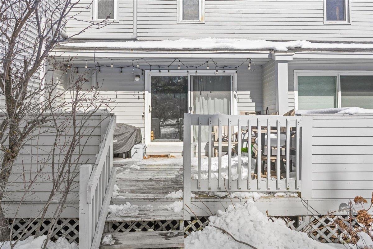 33 Harbor View Road, Unit 906 South Burlington, VT 05403 - Photo 18 of 44