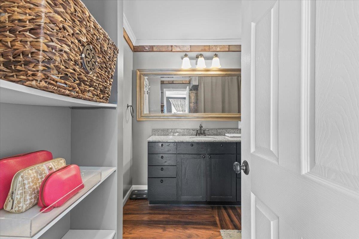 33 Harbor View Road, Unit 906 South Burlington, VT 05403 - Photo 27 of 44