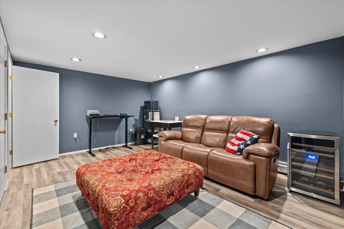 33 Harbor View Road, Unit 906 South Burlington, VT 05403 - Photo 34 of 44