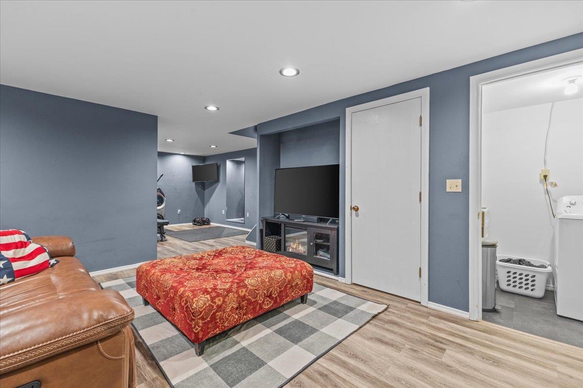 33 Harbor View Road, Unit 906 South Burlington, VT 05403 - Photo 35 of 44