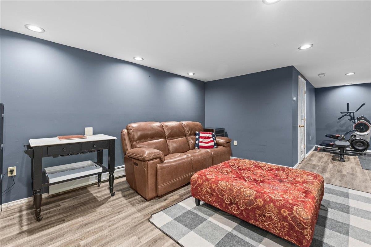 33 Harbor View Road, Unit 906 South Burlington, VT 05403 - Photo 36 of 44