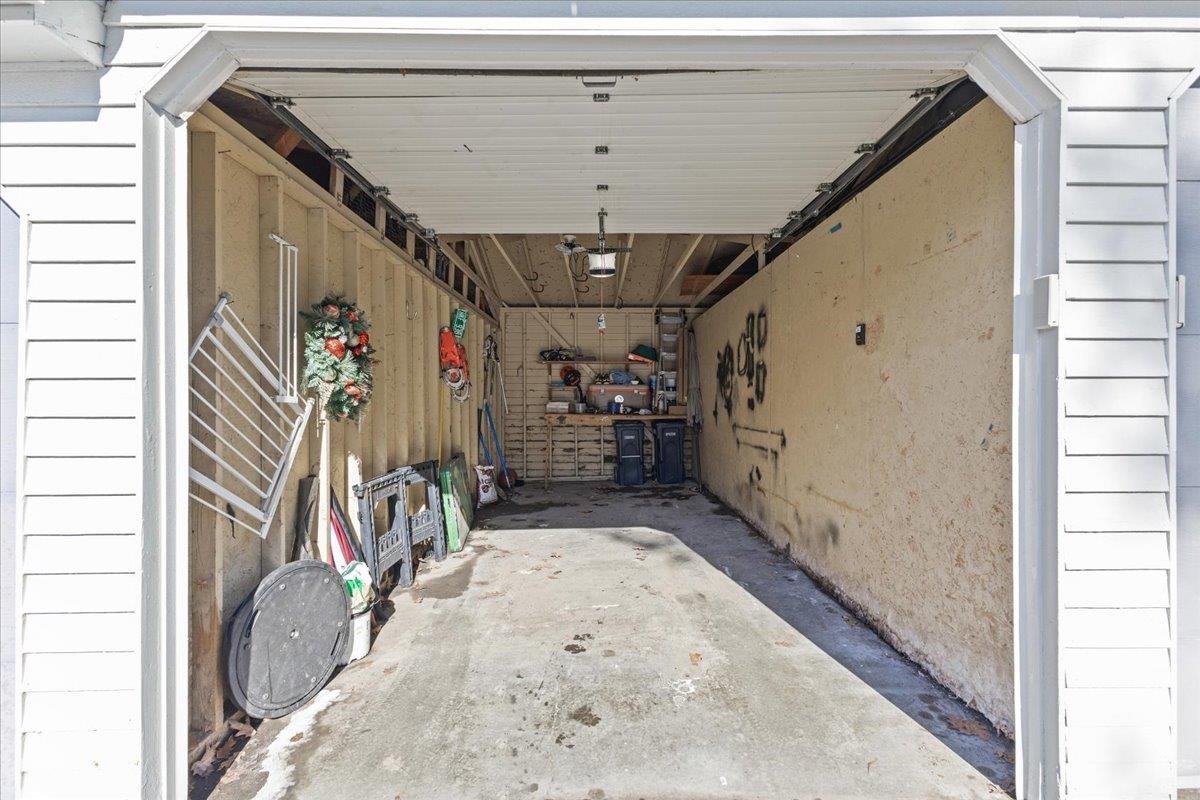 33 Harbor View Road, Unit 906 South Burlington, VT 05403 - Photo 39 of 44