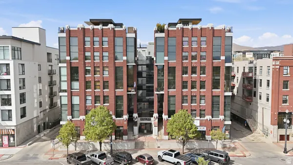 $268,000 | 360 West Broadway, Unit 216, Salt Lake City, UT 84101