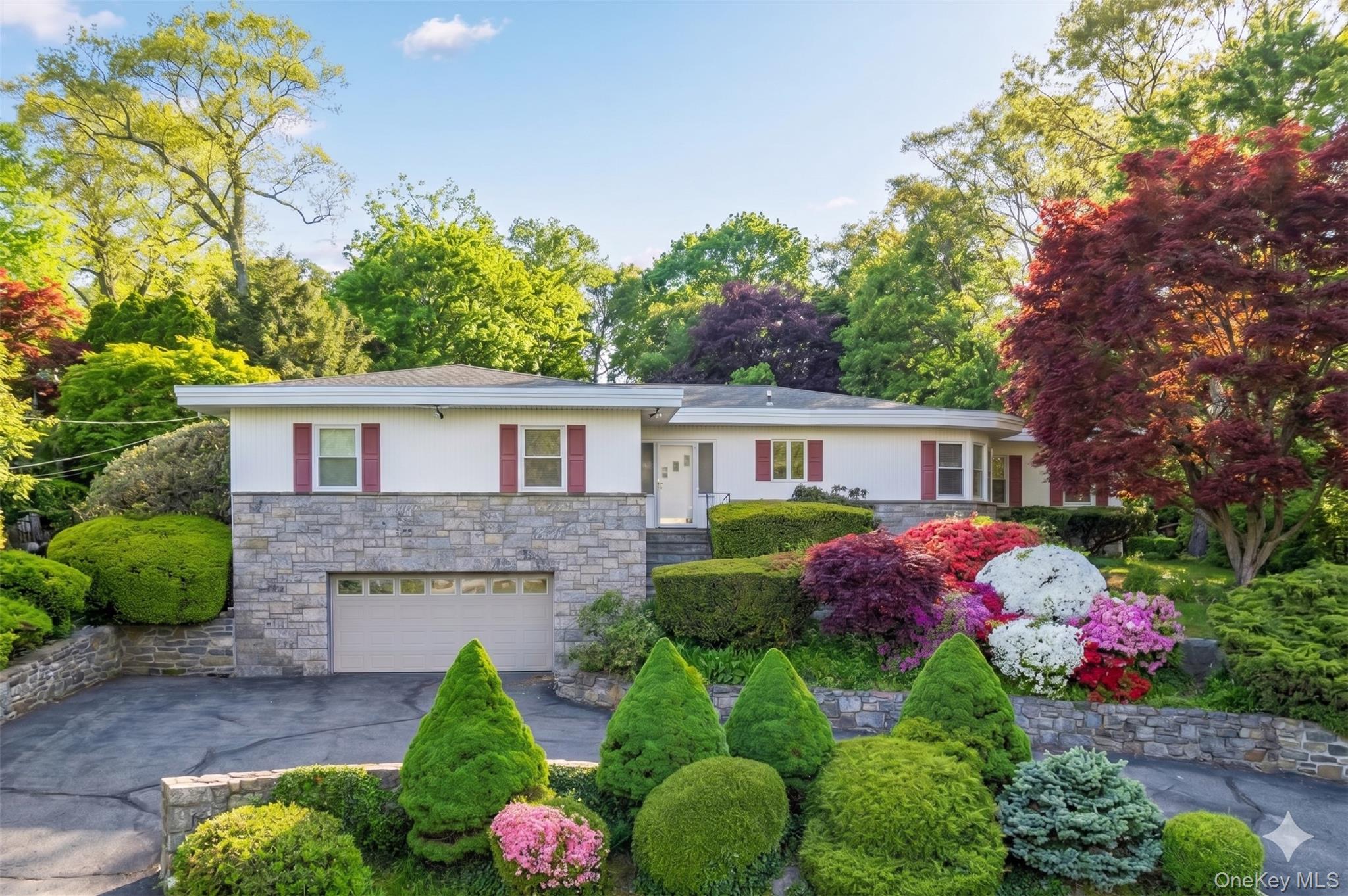 11 Malvern Road Scarsdale, NY 10583 - Photo 1 of 20
