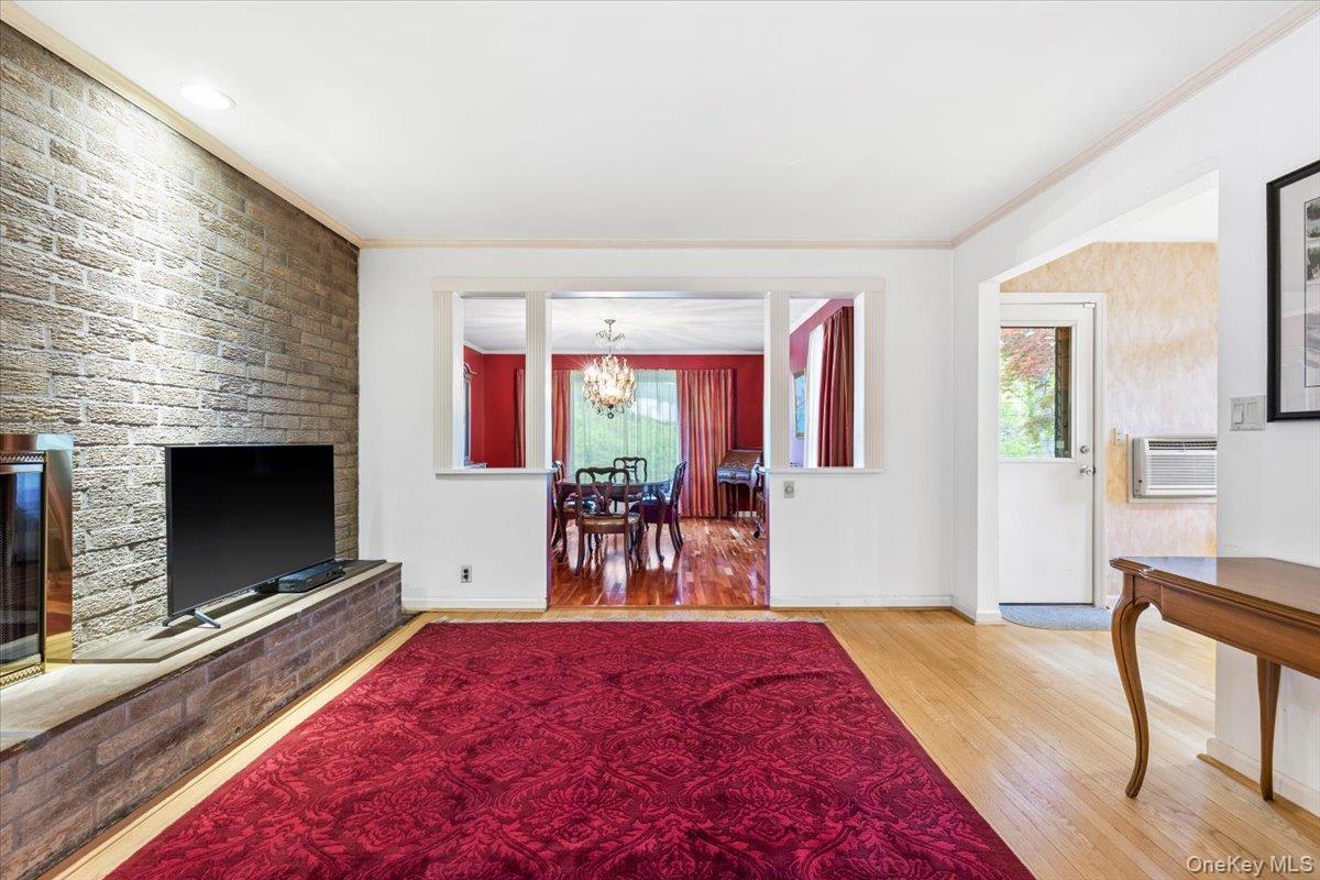 11 Malvern Road Scarsdale, NY 10583 - Photo 6 of 20