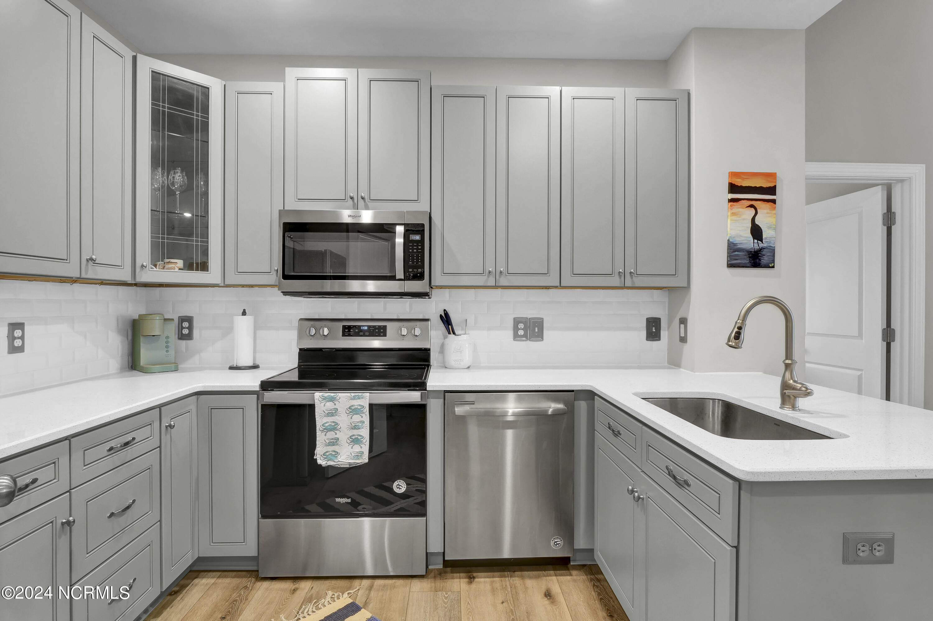 4203 River Road, Unit 202 Wilmington, NC 28412 - Photo 10 of 37 011_p4888913
