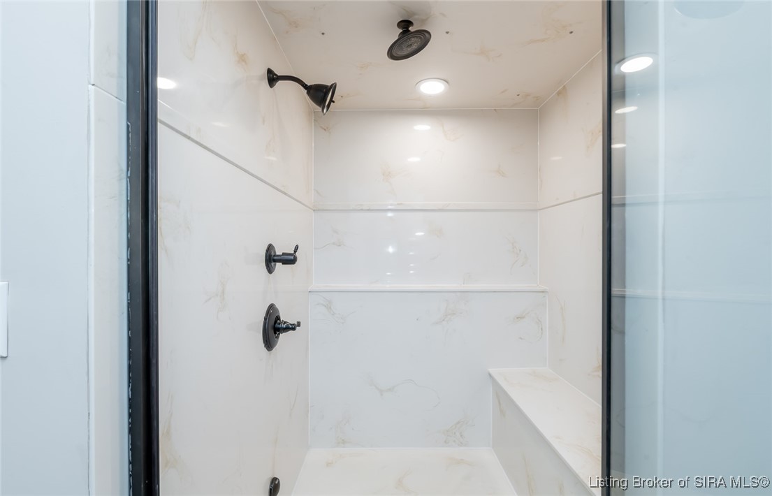 6440 Scottsville Road Floyds Knobs, IN 47119 - Photo 86 of 96