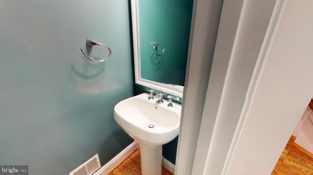 1300 South Glebe Road Arlington, VA 22204 - Photo 6 of 56