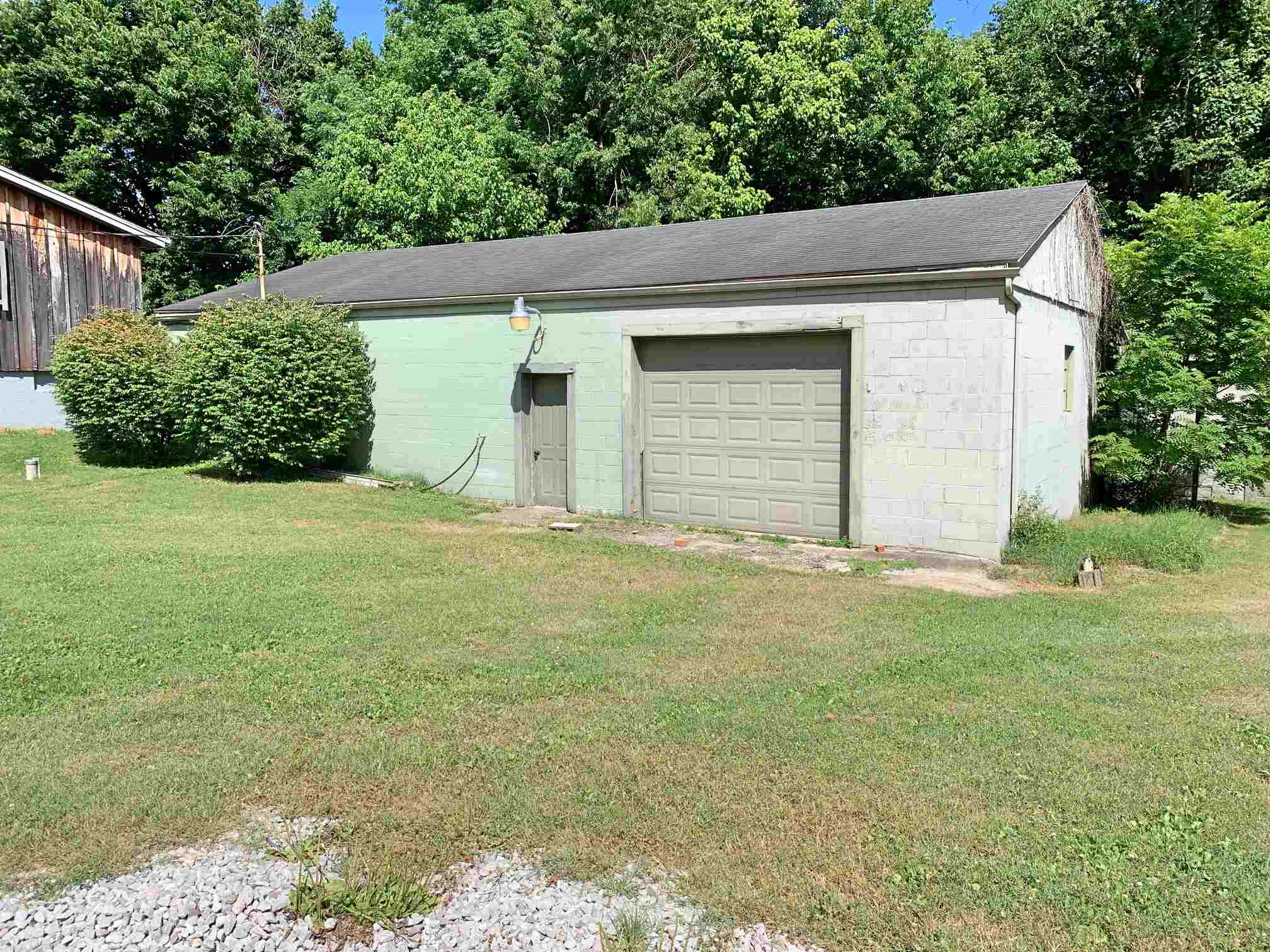 10833 Grand River Road Newburgh, IN 47630 - Photo 6 of 33 Gallery Image 6