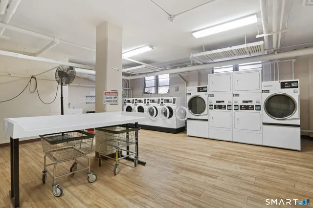 $185,000 | 25 Cartright Street, Unit 3K, Bridgeport, CT 06604