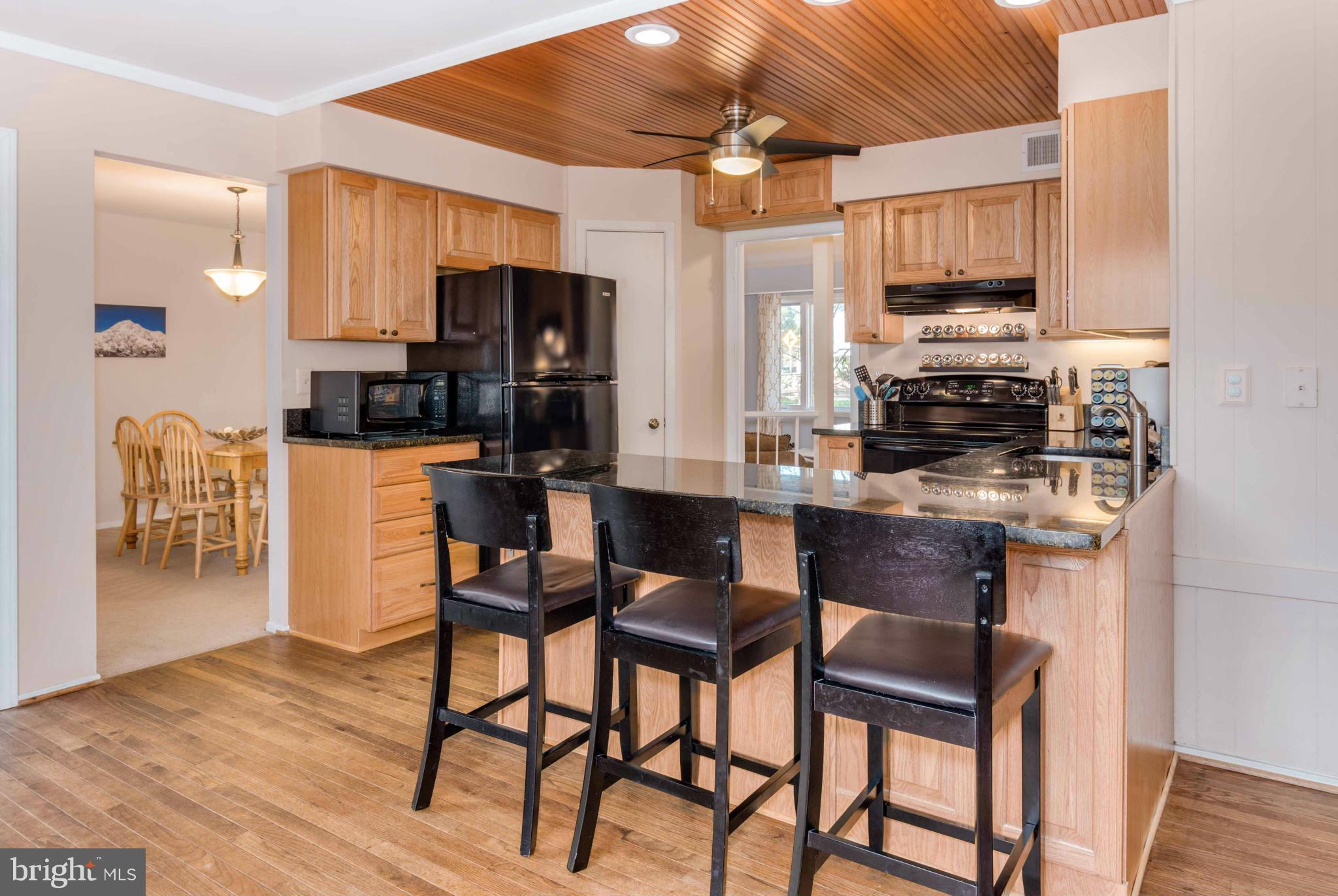 4413 Pleasant Valley Road Chantilly, VA 20151 - Photo 14 of 30 KITCHEN 2