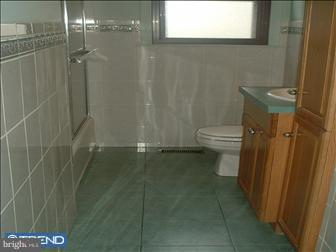 1004 Neck Road Burlington, NJ 08016 - Photo 5 of 6 Bathroom