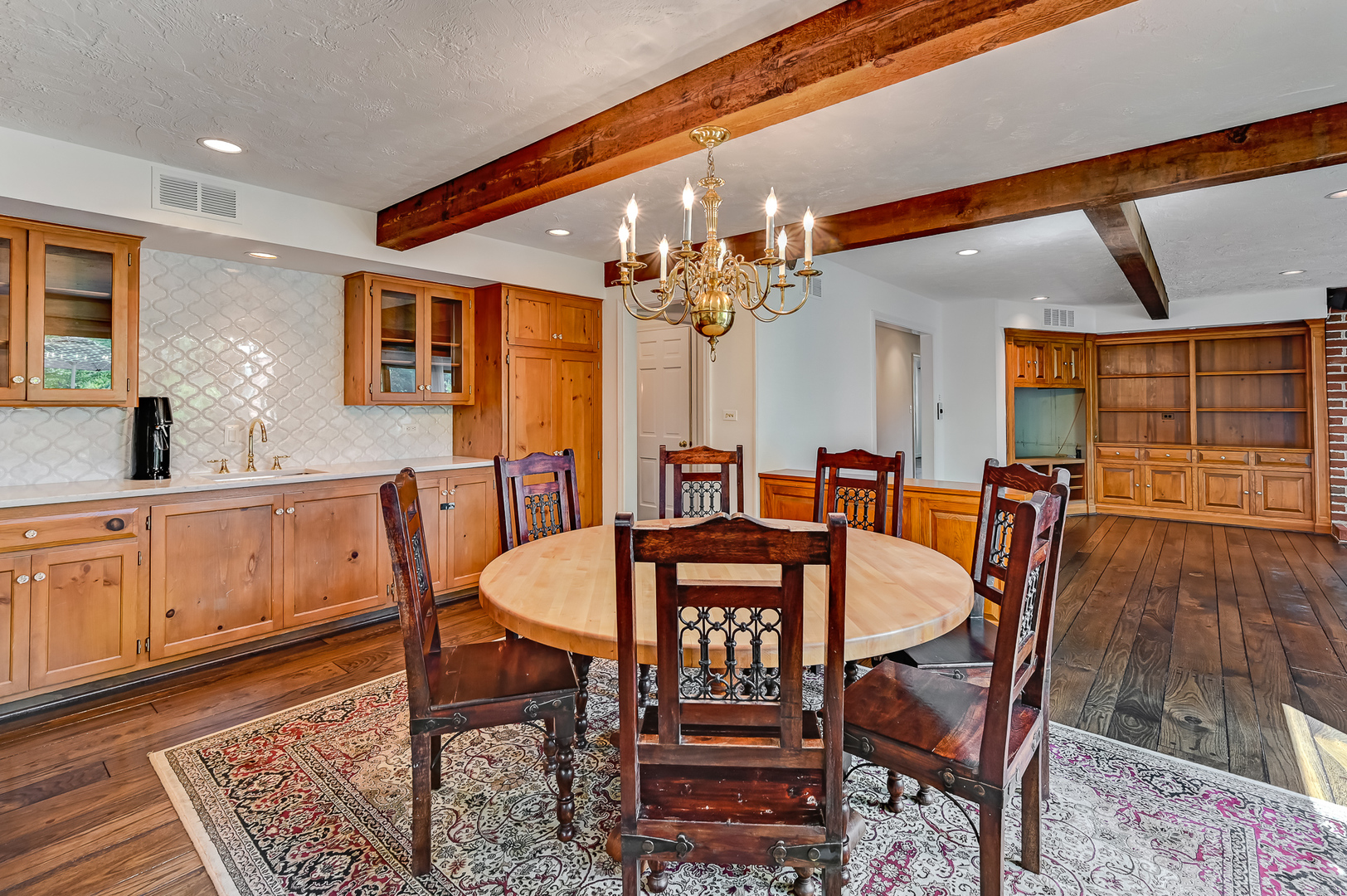 8857 Johnston Road Burr Ridge, IL 60527 - Photo 16 of 47 a view of a dining room with furniture
