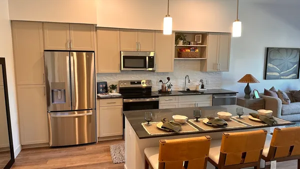 $2,760 | 266 Canal Street, Unit 5404, Salem, MA 01970