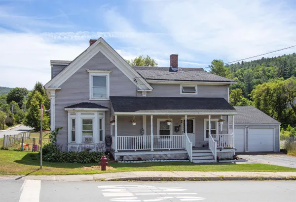 $245,000 | 220 Elm Street, St. Johnsbury, VT 05819