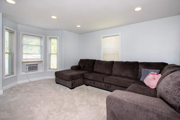 $245,000 | 220 Elm Street, St. Johnsbury, VT 05819