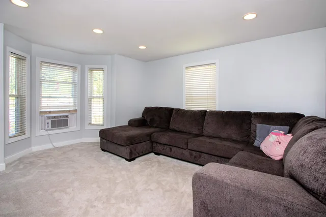 $245,000 | 220 Elm Street, St. Johnsbury, VT 05819