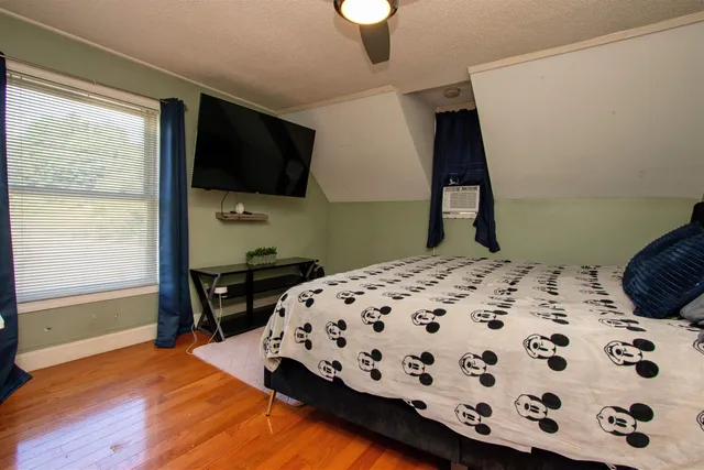 $245,000 | 220 Elm Street, St. Johnsbury, VT 05819