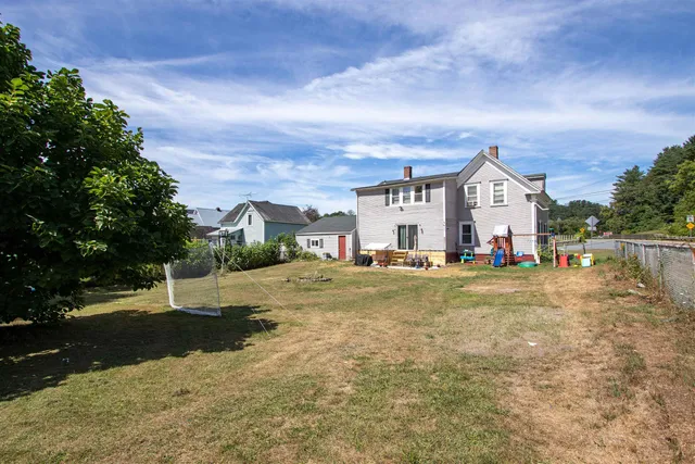 $245,000 | 220 Elm Street, St. Johnsbury, VT 05819