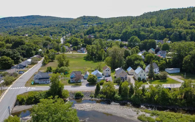 $245,000 | 220 Elm Street, St. Johnsbury, VT 05819