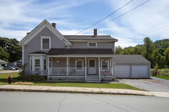 $245,000 | 220 Elm Street, St. Johnsbury, VT 05819