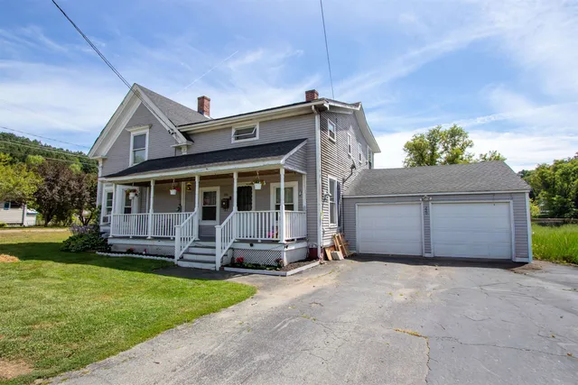 $245,000 | 220 Elm Street, St. Johnsbury, VT 05819