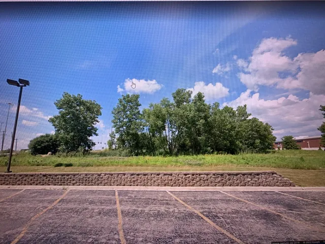 $950,000 | 1292 Normantown Road, Romeoville, IL 60446