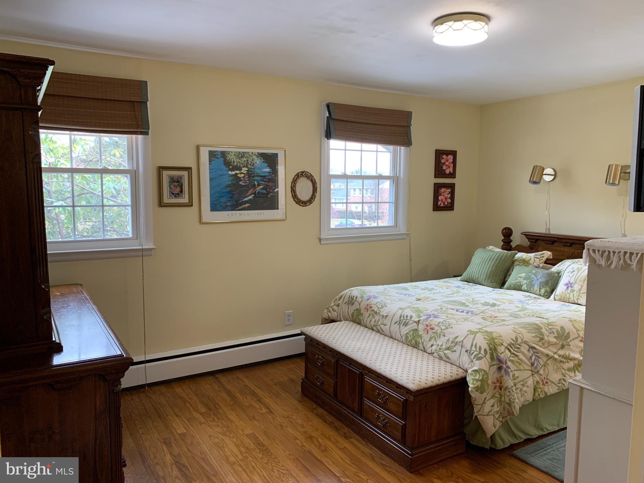 147 Harned Road Springfield, PA 19064 - Photo 21 of 56 Main Bedroom with hardwdood floors