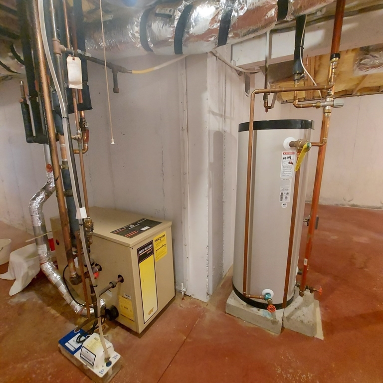 43 Barque Circle Dennis, MA 02660 - Photo 41 of 42 a view of a room with gym equipment