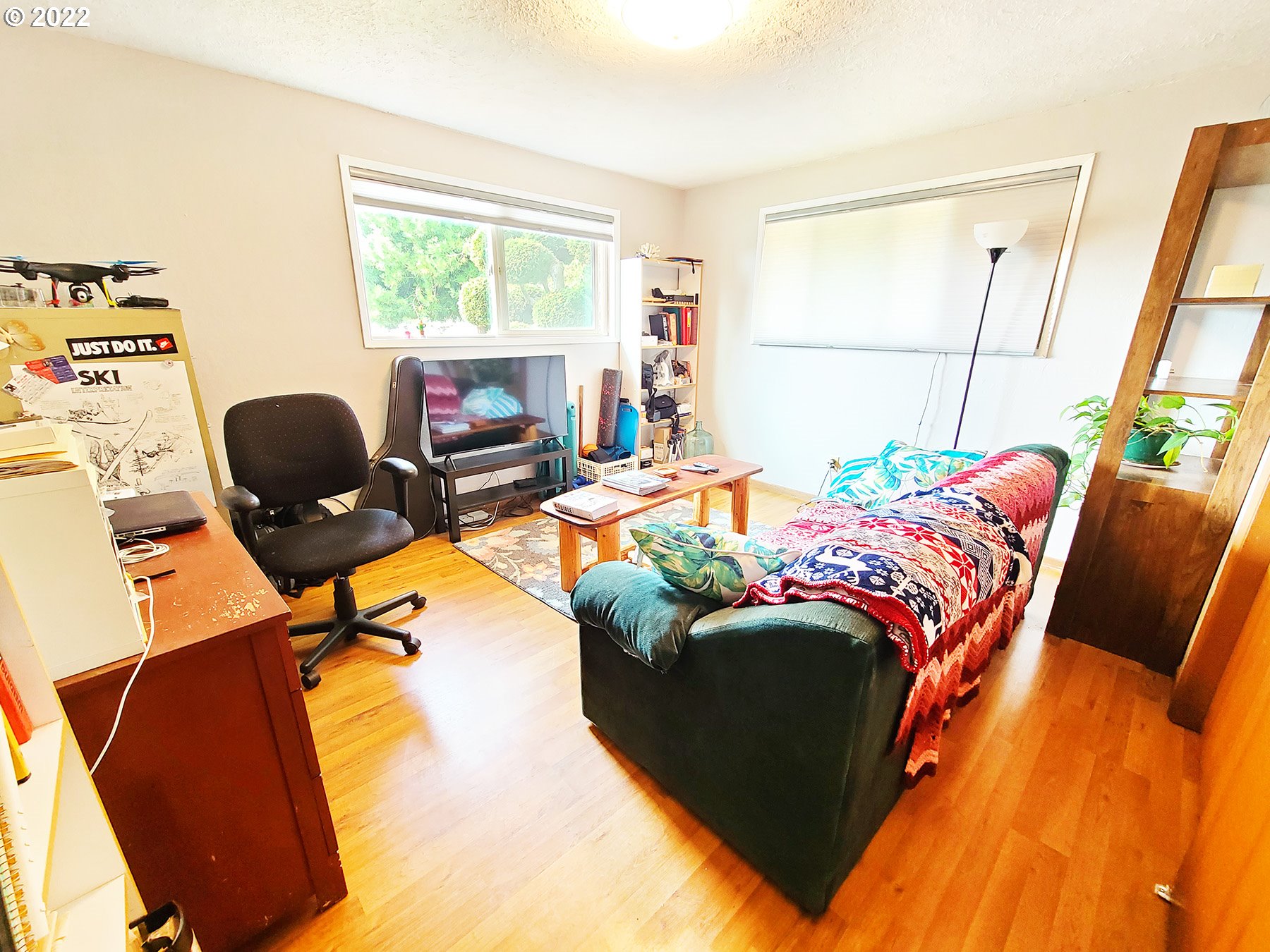 160 Roberson Road Woodland, WA 98674 - Photo 22 of 25 a bedroom with bed and a window