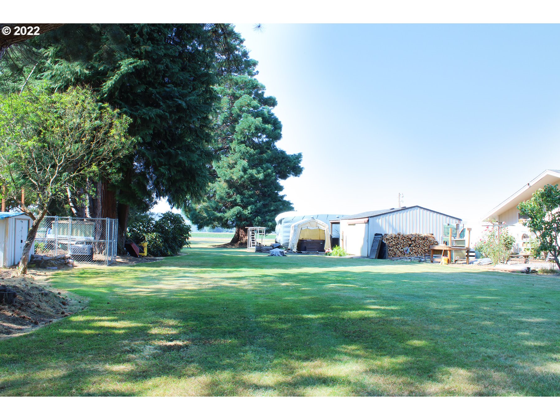 160 Roberson Road Woodland, WA 98674 - Photo 7 of 25 a view of a patio with a big yard
