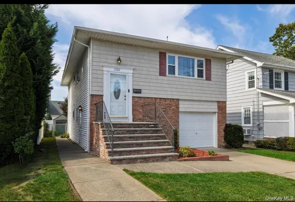 $3,400 | 2282 Saratoga Street, Oceanside, NY 11572