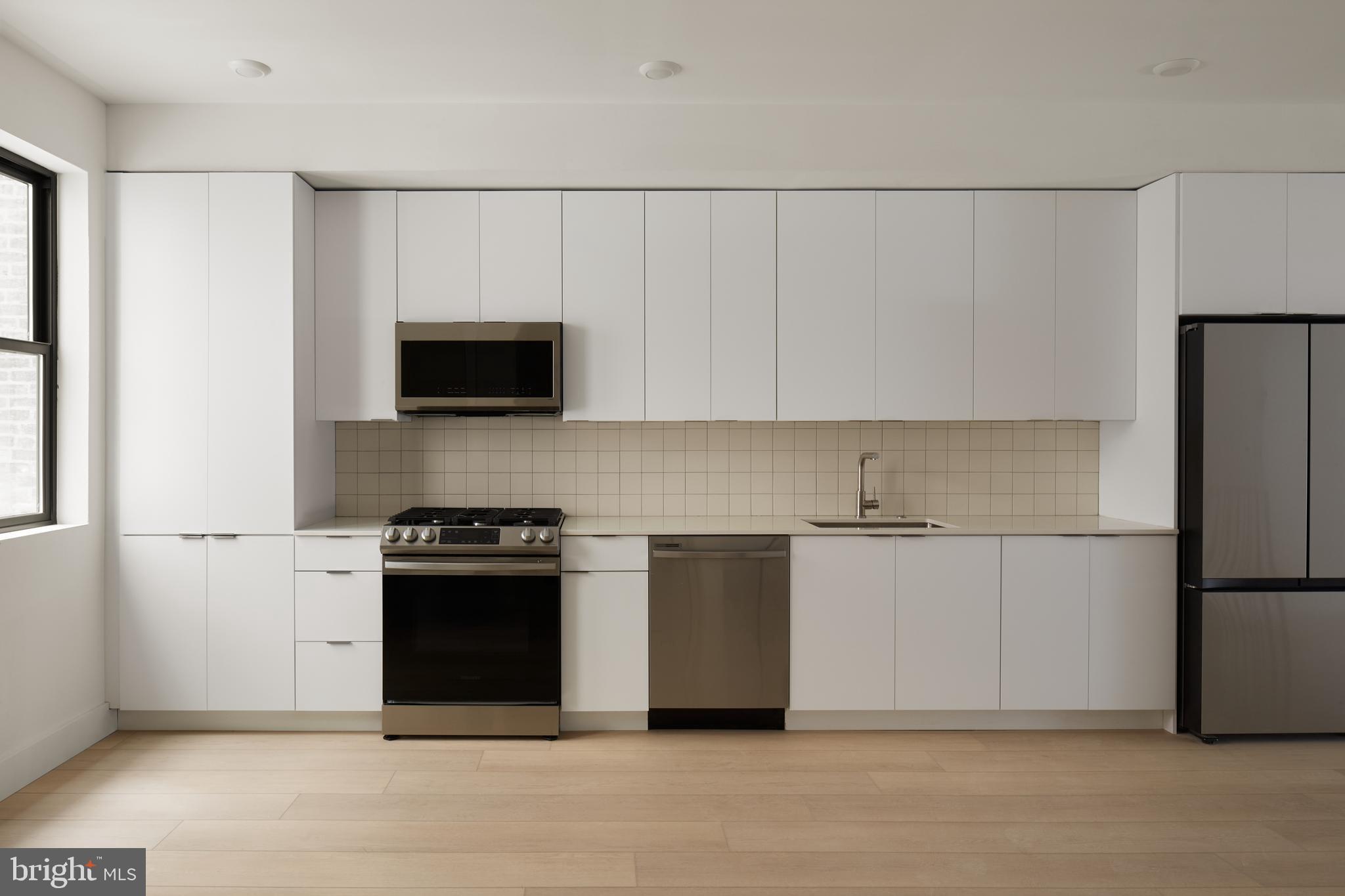 2007 Cambridge Street, Unit 9 Philadelphia, PA 19130 - Photo 4 of 15